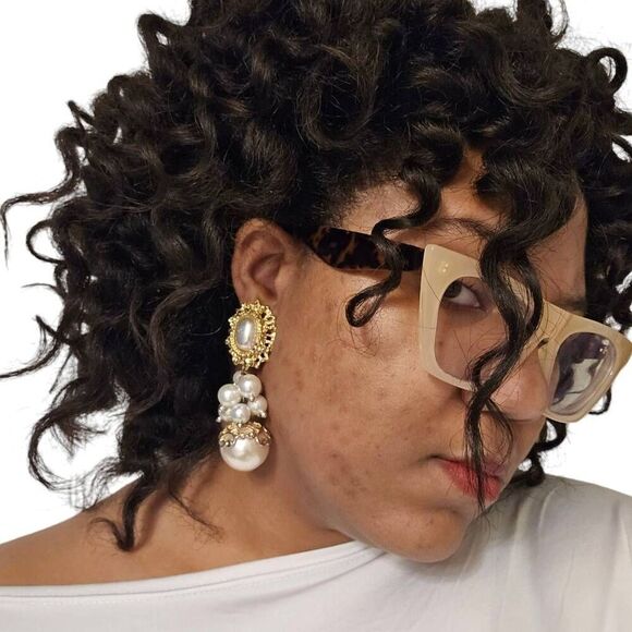 Large Vintage Runway Statement Faux Pearl Cabochon Dangly Pearl Ball Clip-On Ear - Picture 1 of 7